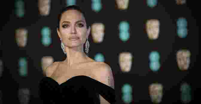 Анджелина Джоли должна была сыграть Клеопатру