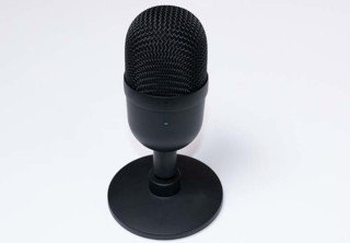 Обзор бюджетного компактного микрофона Razer Seiren Mini