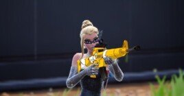 Как открыть всю косметику Кэт Холлоуэй в Фортнайт