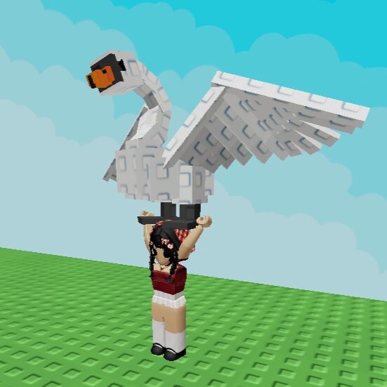 Все про лебедя в Roblox Grow a Garden: что делает и как получить