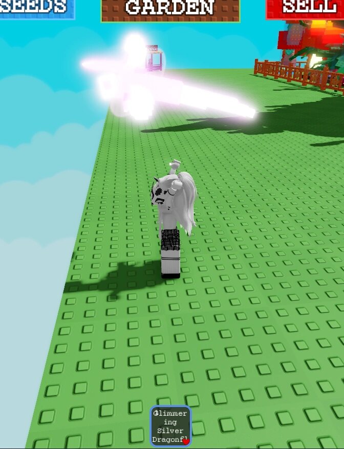Все про серебряную стрекозу в Roblox Grow a Garden: что делает и как получить