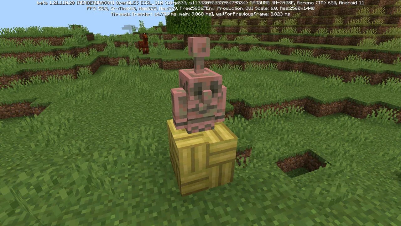 Голем из меди в Minecraft 1.21.100