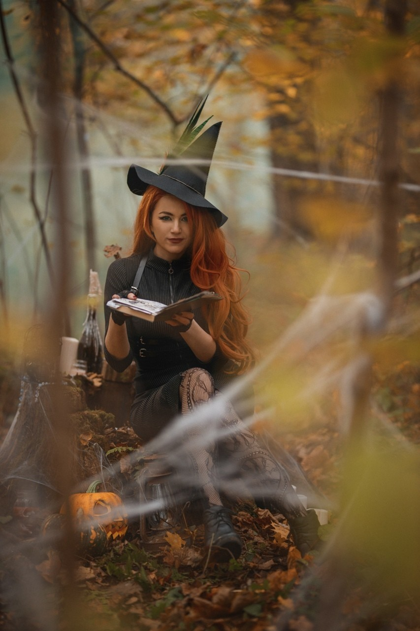 Правильный косплей ведьмы — костюм на Хэллоуин 2021