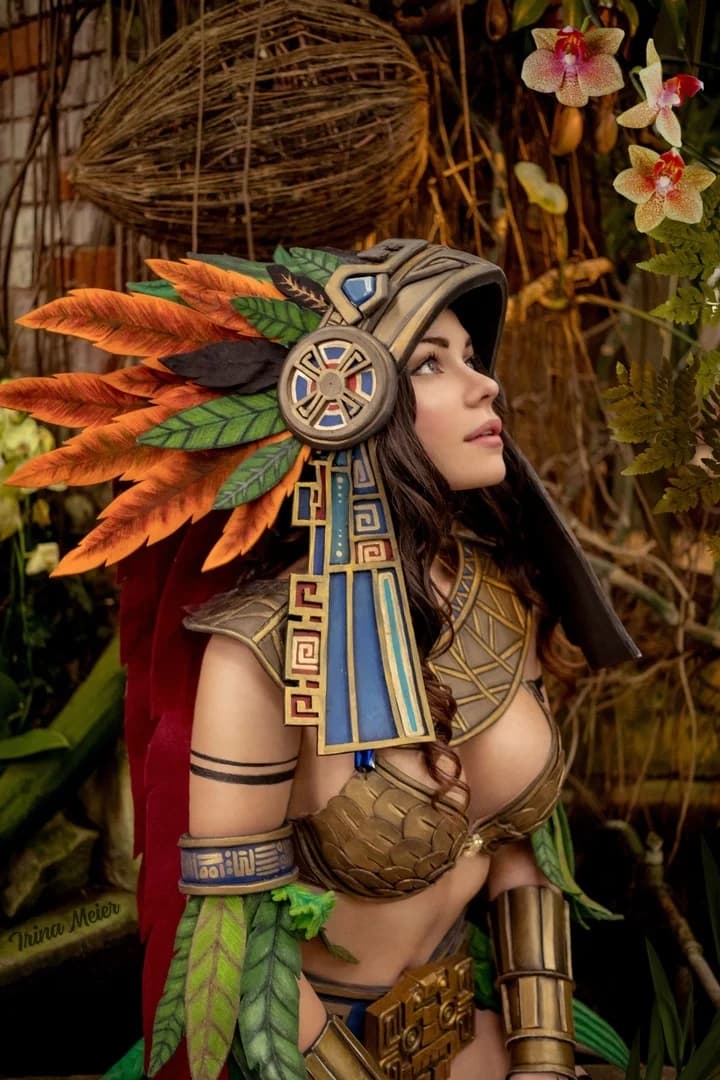 Косплей на Принцессу ацтеков из Civilization