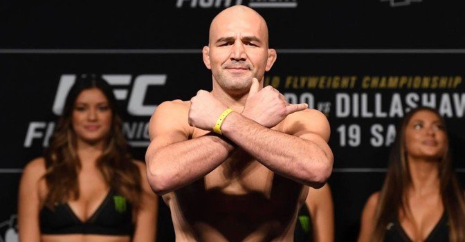 Определились участники закрытой квалификации по UFC 4