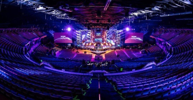 Чемпионат IEM Katowice остался без арены из-за коронавируса.