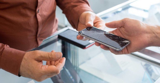 Вышел Repair this! – симулятор мастерской по ремонту мобильников