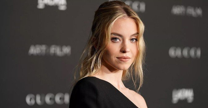Актриса Сидни Суини снимется в 3 сезоне сериала «Эйфория»