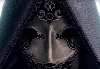 Маньяк из Last Labyrinth покажет вам жуткую маску