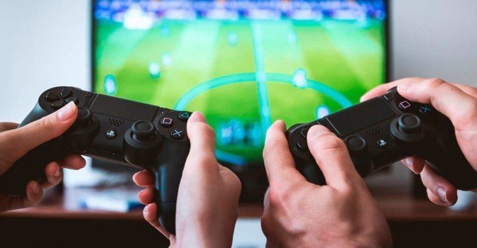Опрос: 12% геймеров пропускают работу ради игр