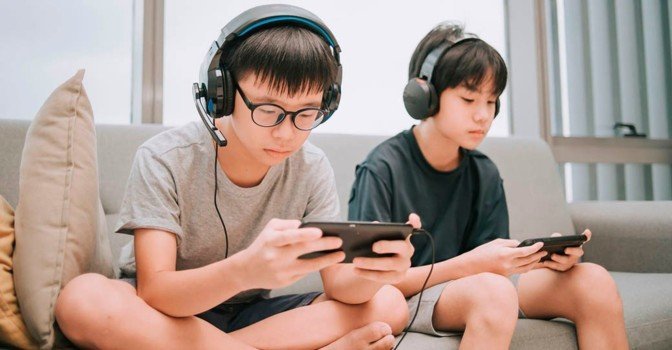 Власти Китая вводят новые ограничения для юных игроков