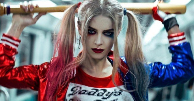 Правильный косплей на Харли Квинн из DC Comics