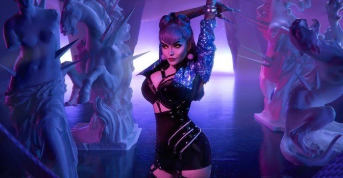 Пять правильных косплеев на Эвелинн из K/DA — League of Legends